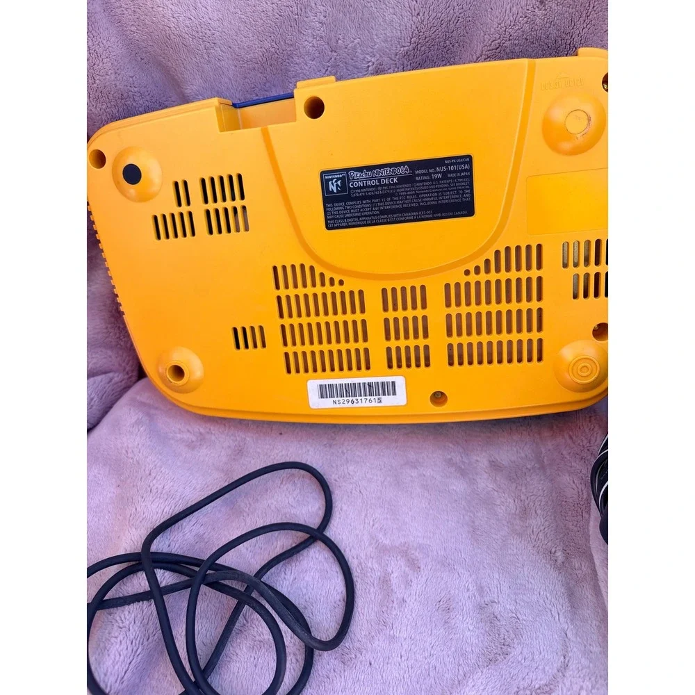 Nintendo 64 N64 Pikachu Pokemon Edition Blue Console Bundle with Control TESTED